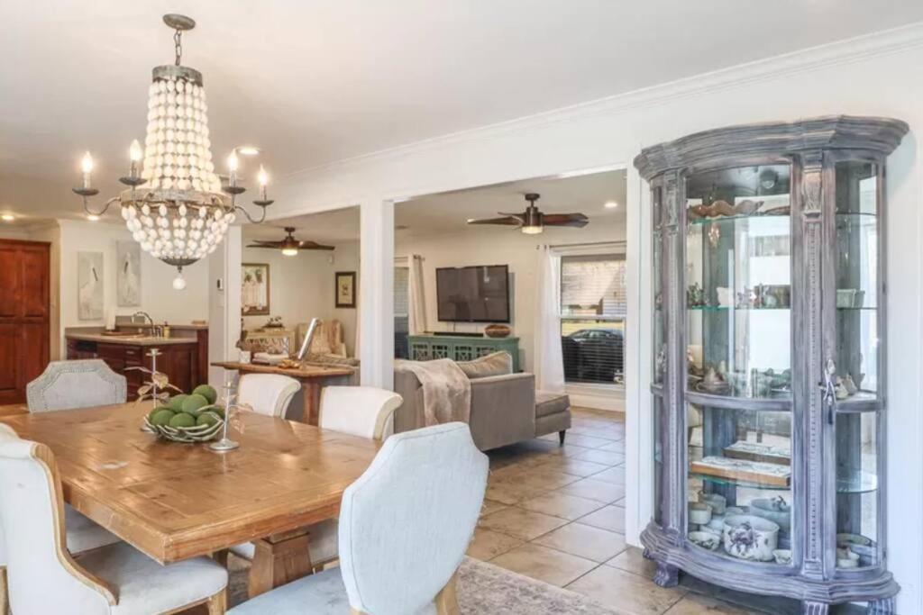 4/3 Home Centrally Located, Beach, Casino, Airport, Dining, Golfing, Shopping, Entertainment Gulfport Exteriér fotografie
